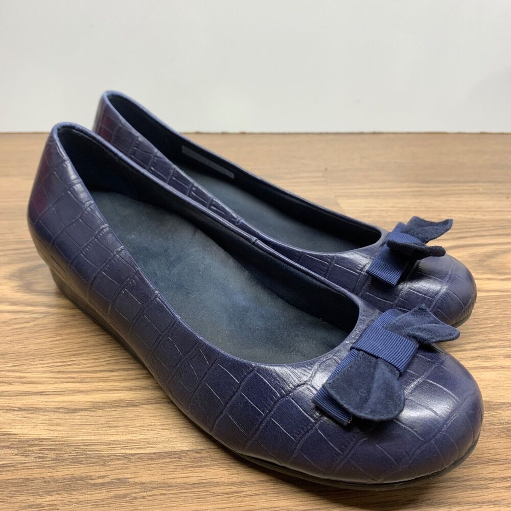 Vionic Womens Size 10 Navy Blue Lydia Croc Print Slip‎ On Demi Wedge Shoes